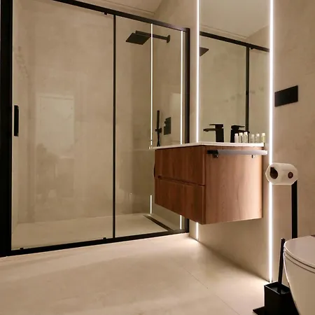 Διαμέρισμα De Filippi Penthouse - 2br Sea View, Terrace & Parking, Old Town