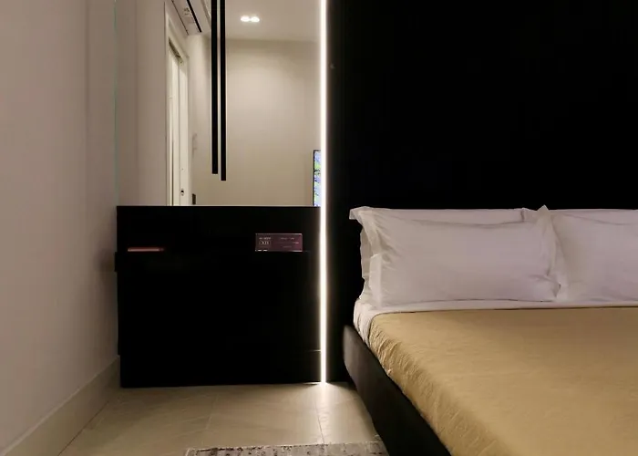 Luxurious High-end 2br Penthouse - Terrace - Great View - Parking - Historical Centre Lägenhet